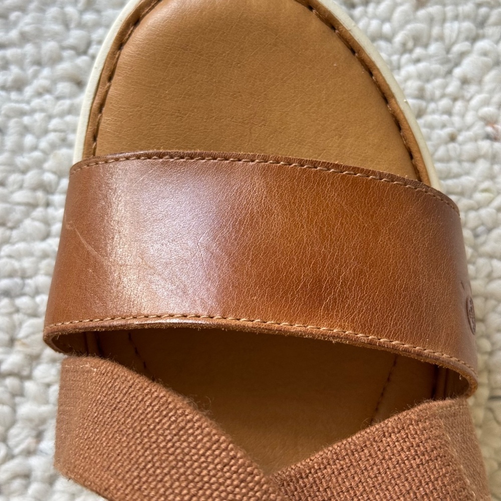 Brand New Born Comfort Sandals Chestnut, Size 10 - Picture 4 of 5